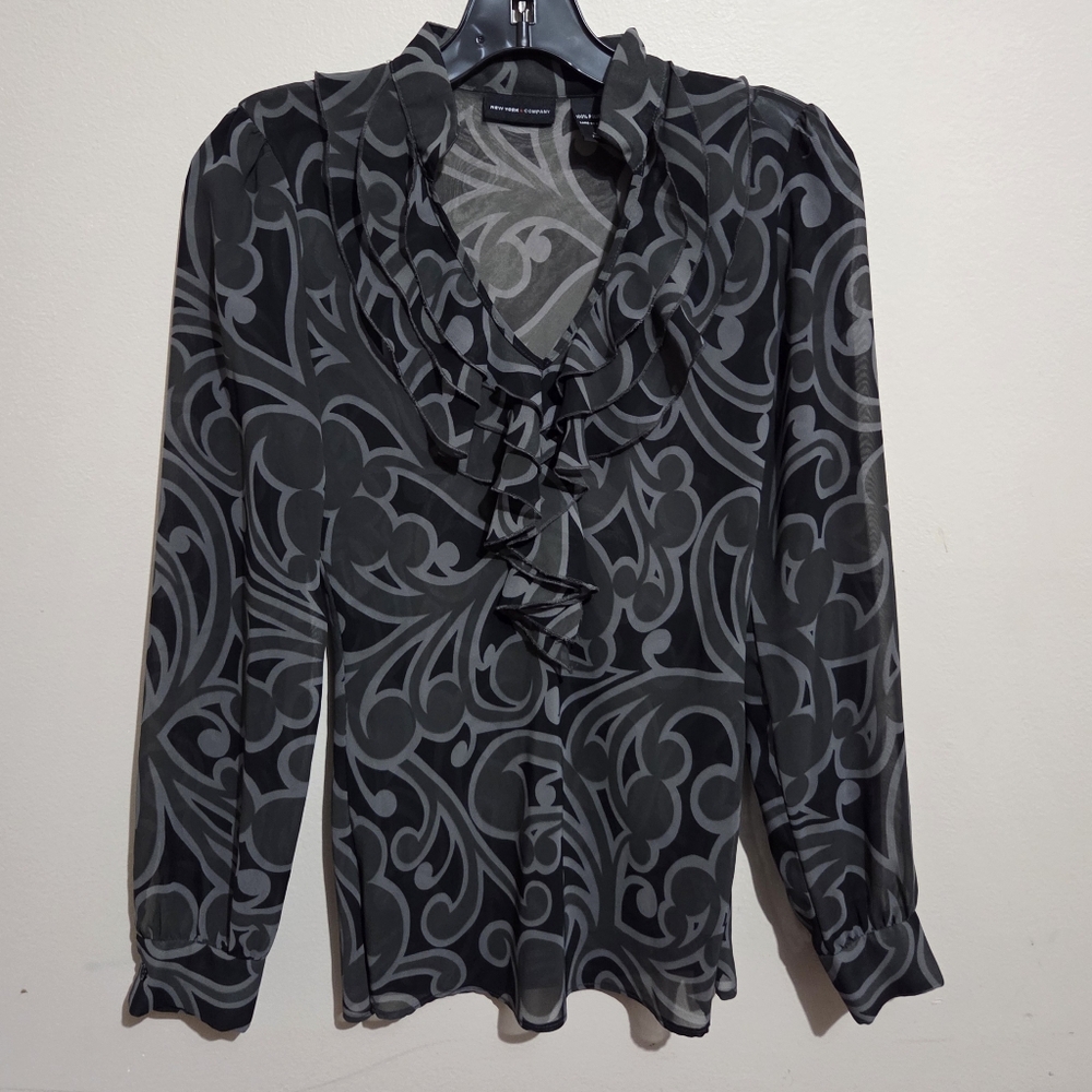 Black & Gray Whimsigoth Sheer Long Sleeve Ruffle Blouse New York & Co Size 2